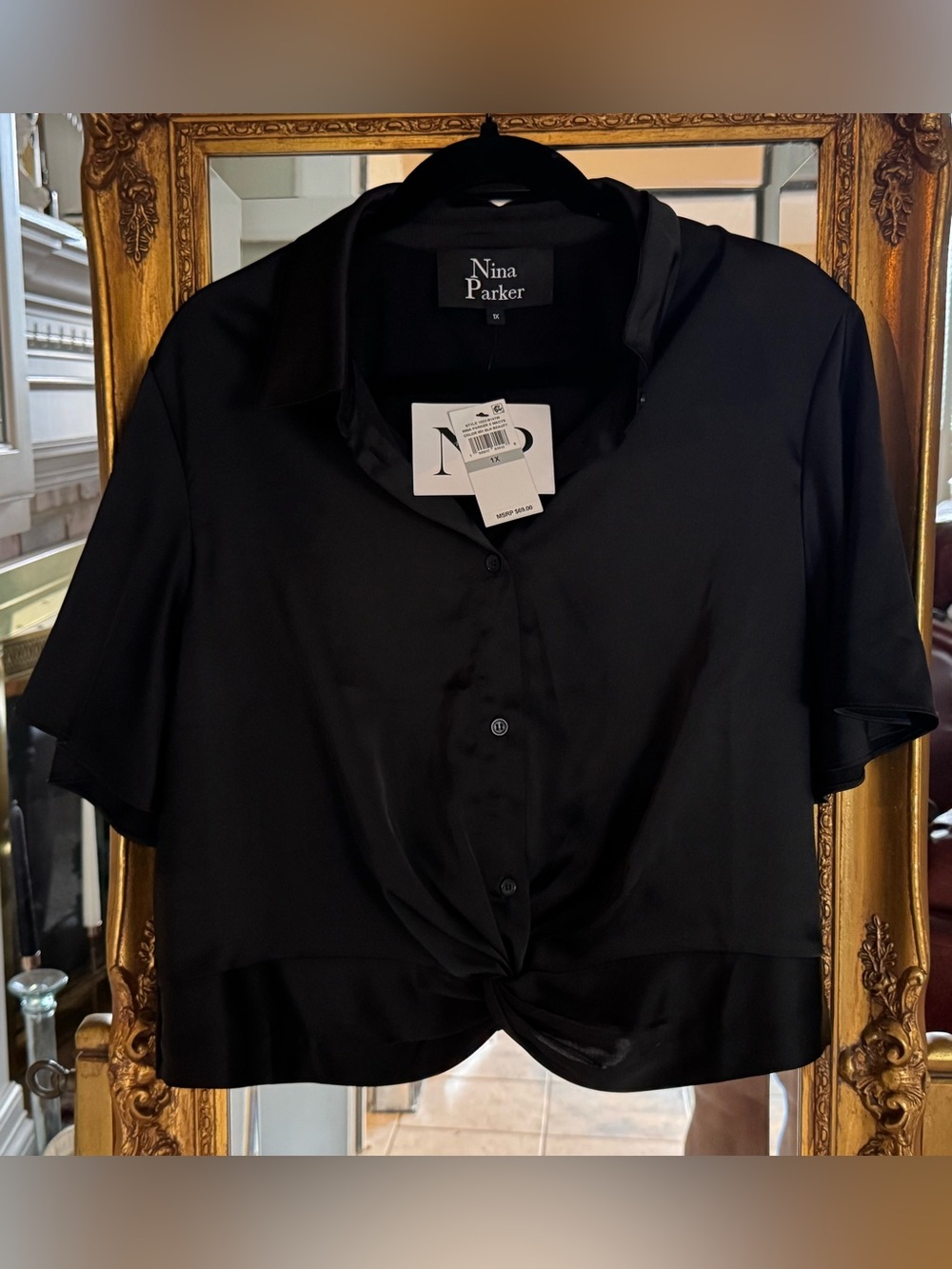 Nina Parker Black Short-Sleeve Knot Front Top